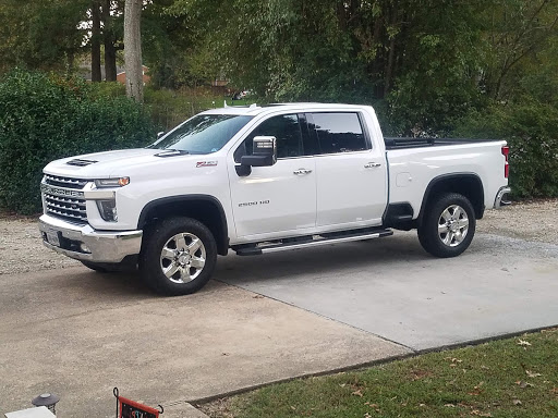 Cadillac Dealer «Holiday Chevrolet Cadillac», reviews and photos, 543 2nd St, Williamsburg, VA 23185, USA