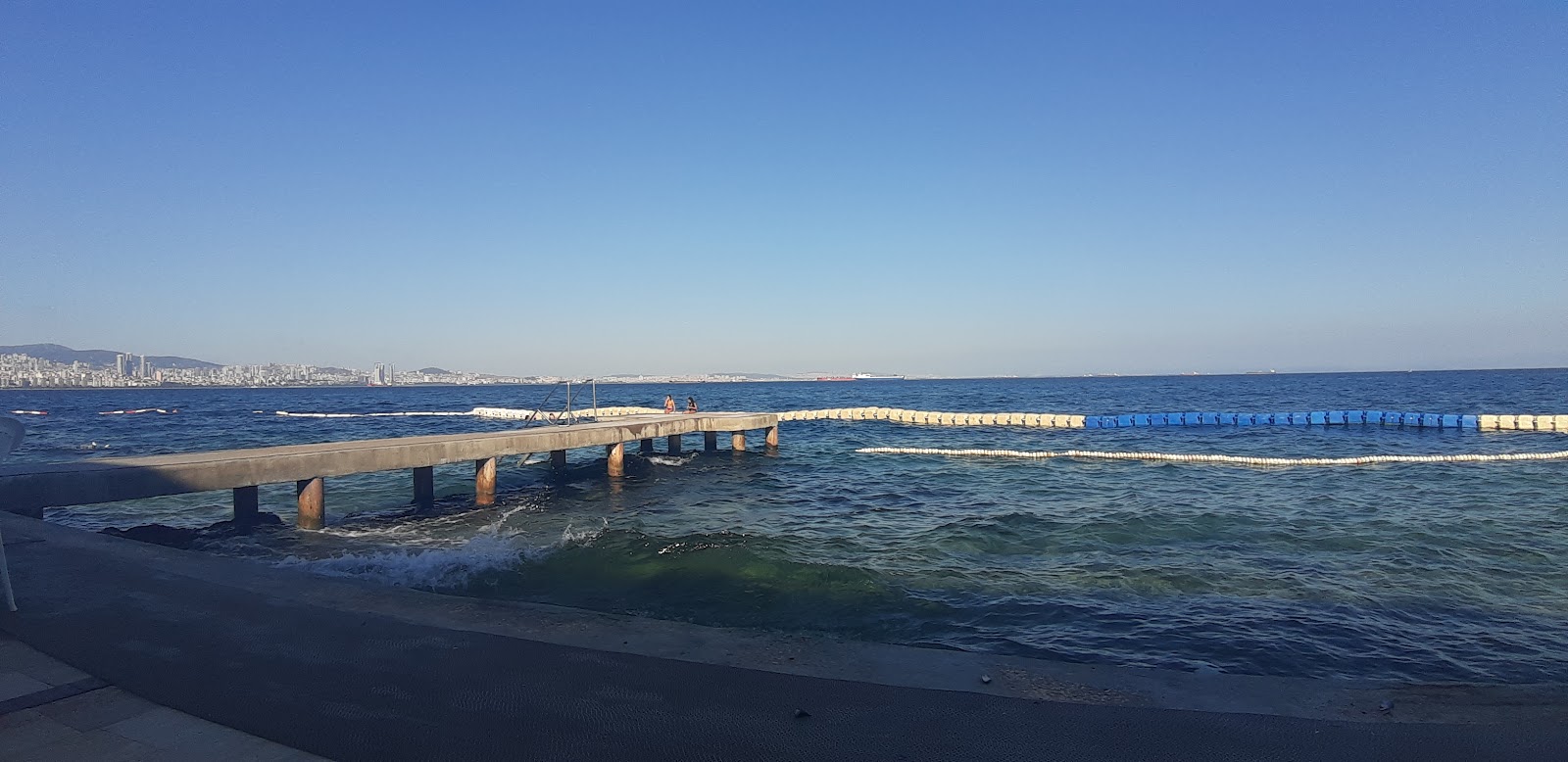 Fotografija Buyukada Water Sports Club Swimming Pool z visok stopnjo čistoče