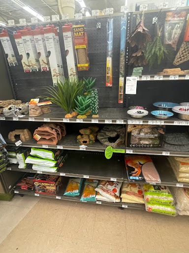 Pet Supply Store «Petco Animal Supplies», reviews and photos, 10511 S 15th St, Bellevue, NE 68123, USA