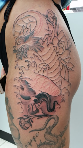 Tattoo Shop «Evolution Tattoo», reviews and photos, 198 Lincoln Hwy #4, Fairless Hills, PA 19030, USA