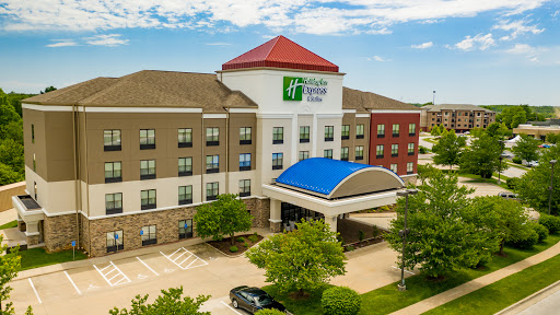 Holiday Inn Express & Suites Springfield-Medical District