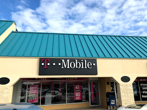 Cell Phone Store «T-Mobile», reviews and photos, 18585 Coastal Hwy #12, Rehoboth Beach, DE 19971, USA