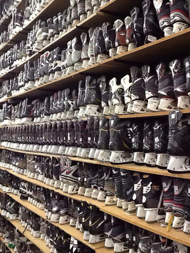 Sporting Goods Store «Play It Again Sports - Schaumburg , IL», reviews and photos, 1127 S Roselle Rd, Schaumburg, IL 60193, USA