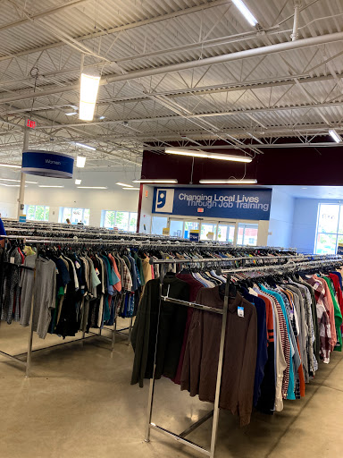 Thrift Store «Goodwill Industries of Greater Cleveland & East Central Ohio», reviews and photos, 16160 Pearl Rd, Strongsville, OH 44136, USA