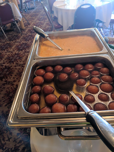 Indian Restaurant «Maharaja», reviews and photos, 1550 N Farwell Ave, Milwaukee, WI 53202, USA