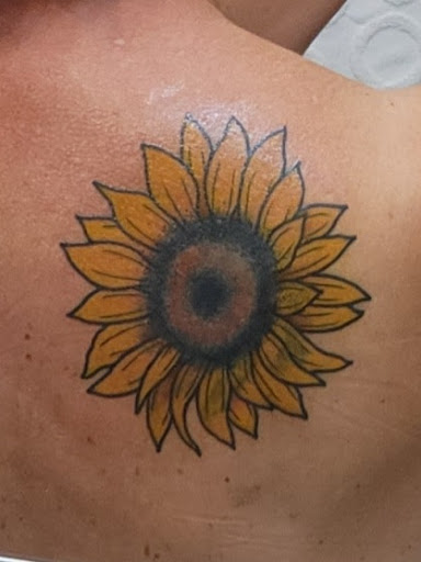 Explore bumblebee tattoo ideas, creative tattoo ideas in Leavenworth, available at Righteous Tattoo Studio