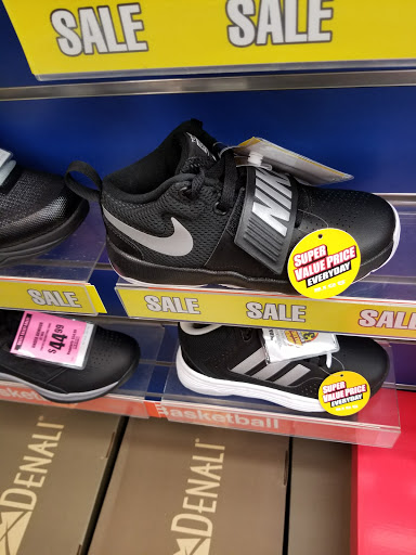 Sporting Goods Store «Big 5 Sporting Goods - Grants Pass», reviews and photos, 310 NE Agness Ave, Grants Pass, OR 97526, USA