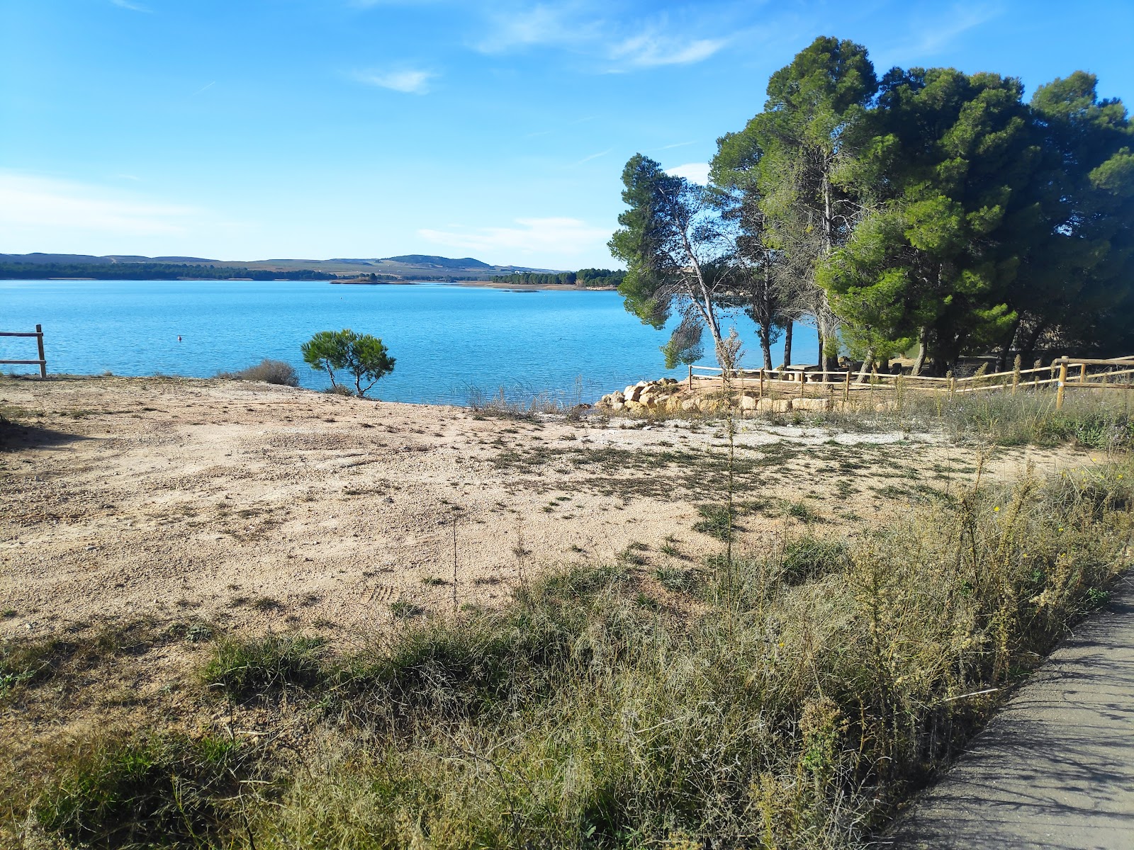 Fotografie cu Camping Alcaniz cu nivelul de curățenie înalt