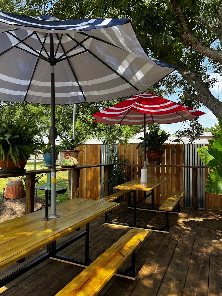 Taco Burger & More 77511