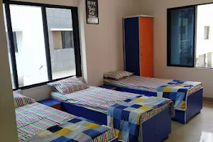 RoomPe Hostel - PG in Vasna Bhayli Navrachana University image