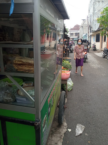 Pasar di Kabupaten Tulungagung: Menjelajahi Jumlah Tempat Tempat Menarik