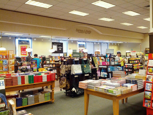 Book Store «Barnes & Noble», reviews and photos, 801 W 15th St E, Plano, TX 75075, USA