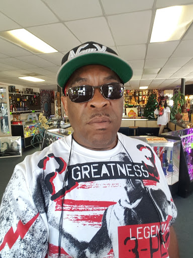 Tobacco Shop «Smoke & Vape», reviews and photos, 1185 Old Dixie Hwy A2, Vero Beach, FL 32960, USA