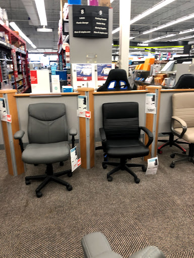 Office Supply Store «Staples», reviews and photos, 9230 Old Keene Mill Rd, Burke, VA 22015, USA