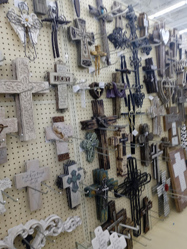 Craft Store «Hobby Lobby», reviews and photos, 200 S Randall Rd, Elgin, IL 60123, USA