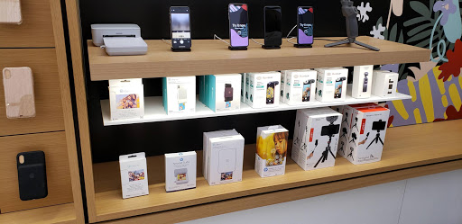 Computer Store «Apple The Gardens Mall», reviews and photos, 3101 PGA Boulevard, Palm Beach Gardens, FL 33410, USA