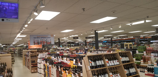 Liquor Store «Applejack Wine & Spirits», reviews and photos, 3320 Youngfield St, Wheat Ridge, CO 80033, USA