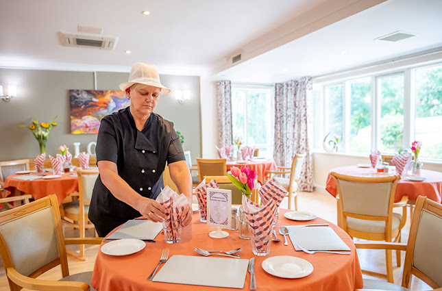 Comments and reviews of Branksome Heights Residential Care Home
