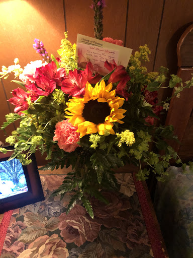 Florist «Designs By Tammy Your Florist», reviews and photos, 2625 W Danforth Rd, Edmond, OK 73012, USA