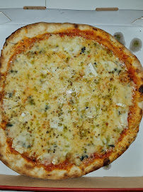 Plats et boissons du Pizzas à emporter Car A Pizzas à Le Raincy - n°12