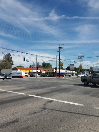Donut Shop «Yum Yum Donuts», reviews and photos, 16167 Nordhoff St, North Hills, CA 91343, USA