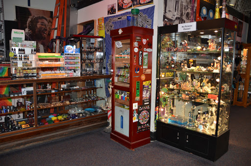 Vaporizer Store «Cloud 9 Smoke Shop», reviews and photos, 3421 Pearl St C, McHenry, IL 60050, USA