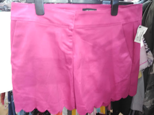 Used Clothing Store «Uptown Cheapskate», reviews and photos, 11255 Huebner Rd #205, San Antonio, TX 78230, USA