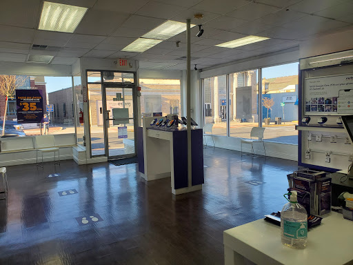 Cell Phone Store «MetroPCS Authorized Dealer», reviews and photos, 56 Main St, South River, NJ 08882, USA