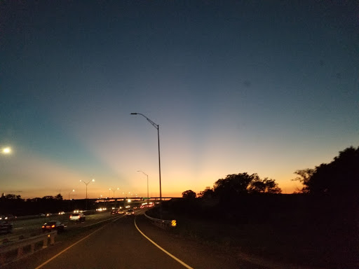 Car Dealer «Clay Cooley Auto Group», reviews and photos, 698 E Airport Fwy, Irving, TX 75026, USA