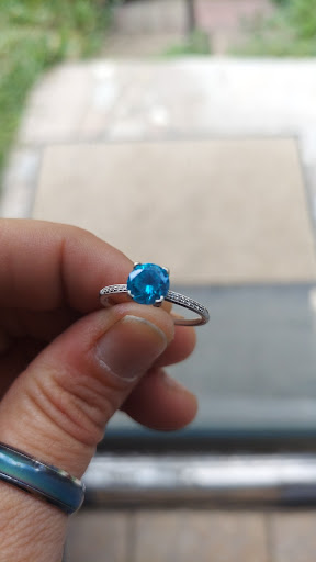 Jewelry Store «Diamond Exchange of Kingsport», reviews and photos, 1901 Fort Henry Dr, Kingsport, TN 37664, USA