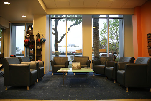 Mercedes Benz Dealer «Mercedes-Benz of Beverly Hills», reviews and photos, 9250 Beverly Blvd, Beverly Hills, CA 90210, USA