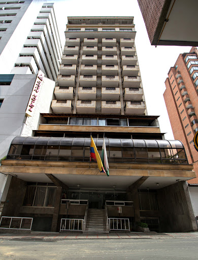 Hoteles desconectar solo Medellin