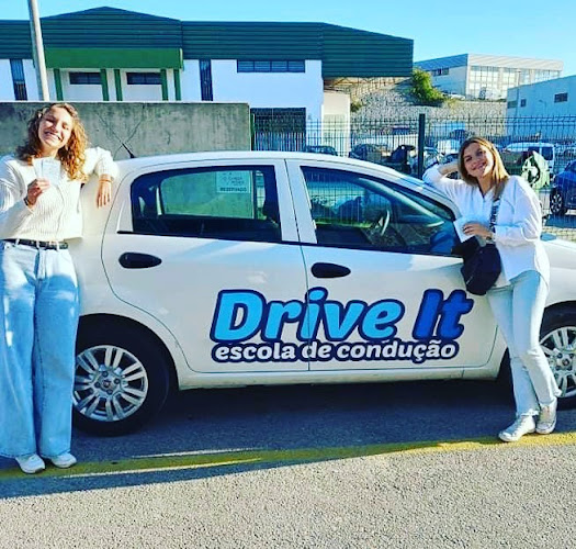 Drive It - Escola de Condução - Autoescola