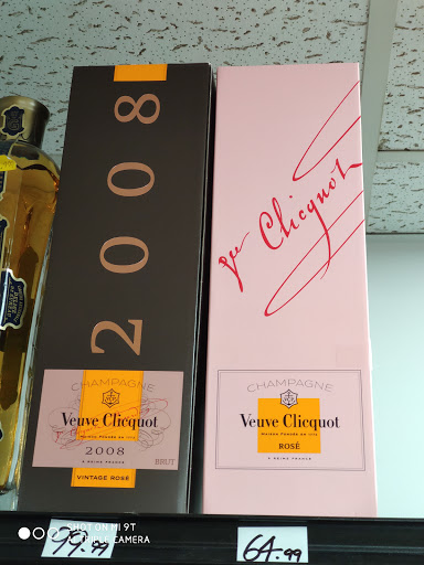 Liquor Store «Starting Gate Liquors/Finish Line Packaged Liquors», reviews and photos, 3470 Fort Meade Rd, Laurel, MD 20724, USA