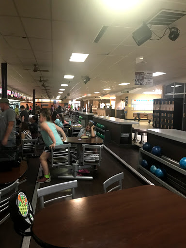 Bowling Alley «Stadium Lanes Bowling Center», reviews and photos, 2105 Knickerbocker Rd, San Angelo, TX 76904, USA