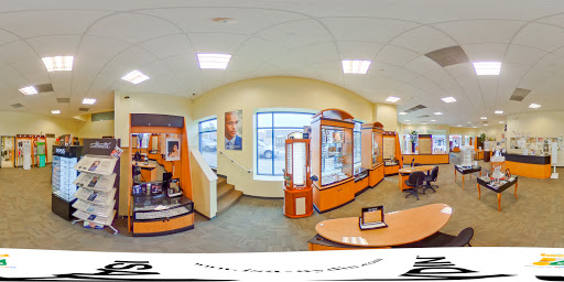Optician «Main Eye Glass Center», reviews and photos, 1 N Washington Ave, Bergenfield, NJ 07621, USA