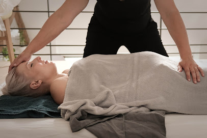 Coralie Martin Massothérapeute - massages mieux-être et périnataux
