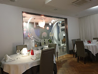 Atmosphère du Hôtel Restaurant La Maison Blanche à Romanèche-Thorins - n°10
