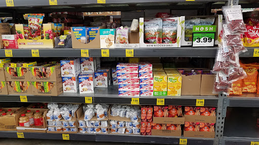 Grocery Store «Grocery Outlet Bargain Market», reviews and photos, 960 Roosevelt Ave, Enumclaw, WA 98022, USA