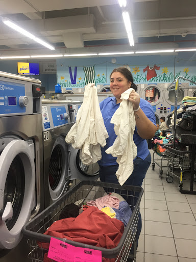Laundromat «Giant Laundry», reviews and photos, 2861 Webster Ave, Bronx, NY 10458, USA