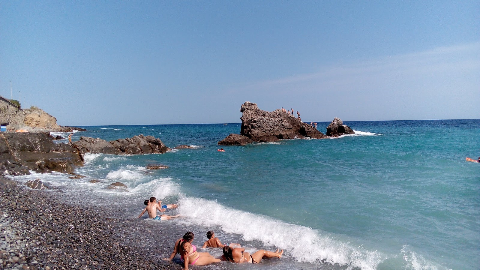 Photo of Spiaggia Galeazza surrounded by mountains