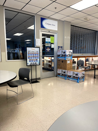 Trucking Company «Werner Enterprises, Inc.», reviews and photos, 8701 Peterbilt Ave, Dallas, TX 75241, USA