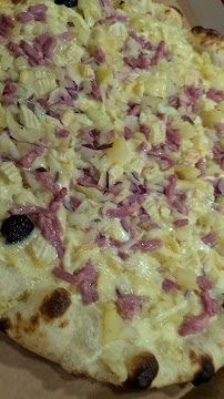 Pizza du Pizzeria AU BAR A PIZZ, BY RIDERS PIZZA à Sénas - n°16