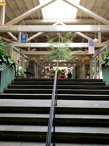 Book Store «Garden District Book Shop», reviews and photos, 2727 Prytania St, New Orleans, LA 70130, USA