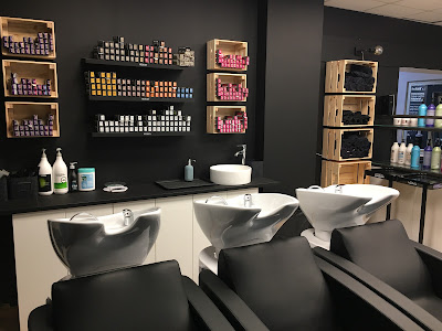 La FRENCH TOUCH Salon de coiffure à Arcachon