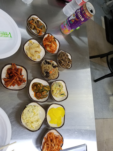 Restaurant «Chas Market & Kitchen», reviews and photos, 1431 N Pine St, San Antonio, TX 78208, USA