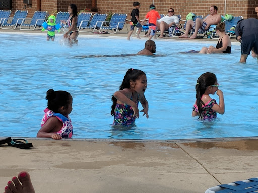 Recreation Center «Simkus Recreation Center», reviews and photos, 849 W Lies Rd, Carol Stream, IL 60188, USA