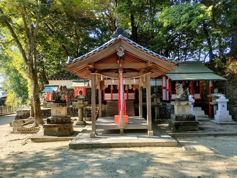綺原神社