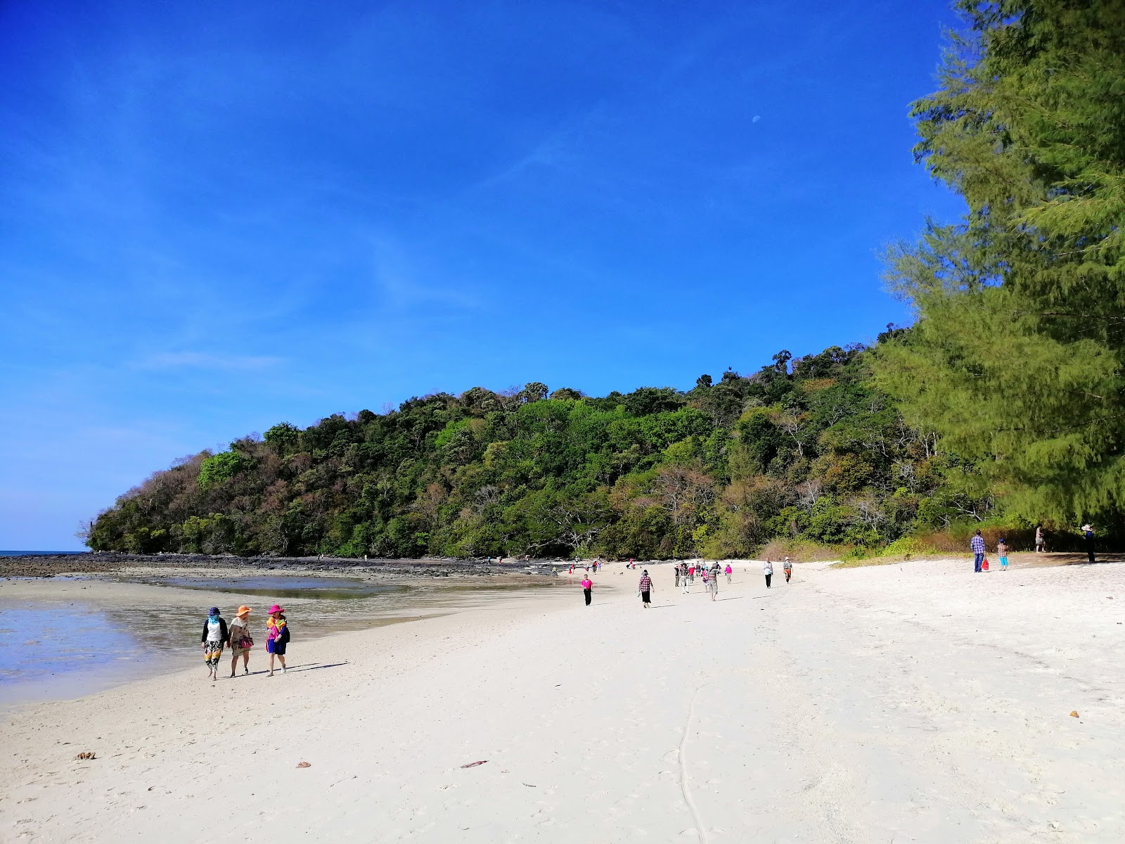 Photo of Beras Basah Beach amenities area