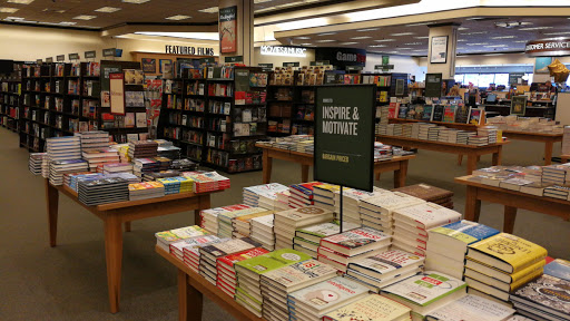 Book Store «Barnes & Noble», reviews and photos, 960 S Colorado Blvd, Glendale, CO 80246, USA